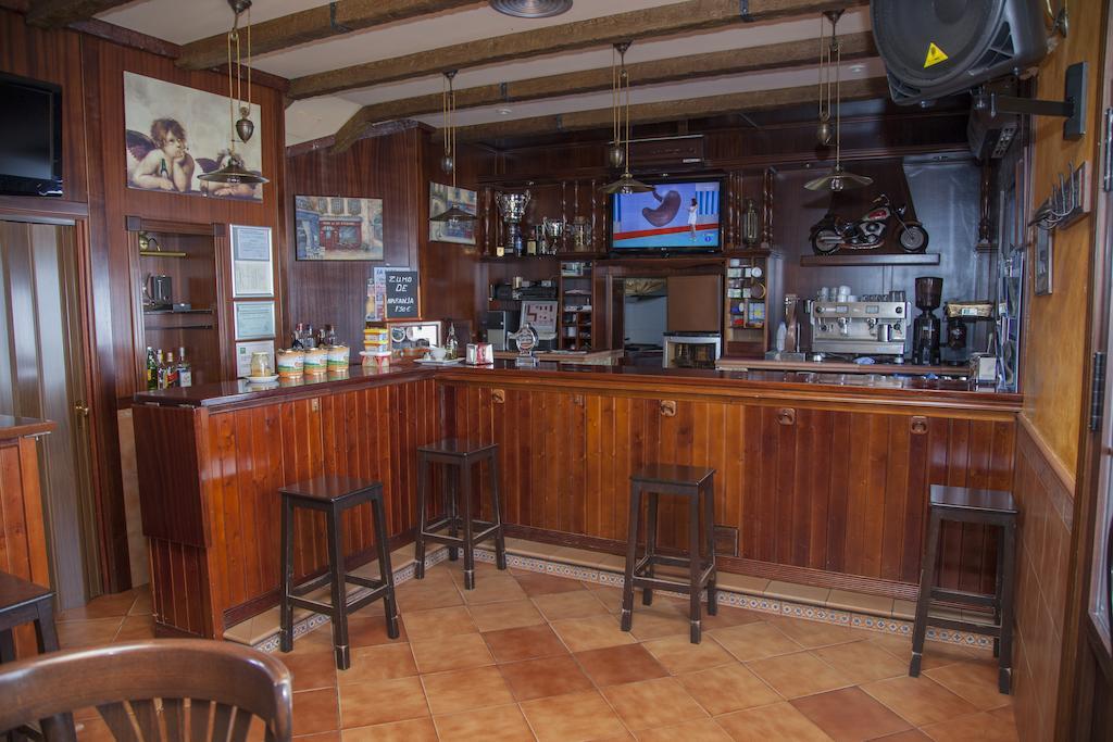 Hostal Pension La Ruta Paterna del Campo Phòng bức ảnh