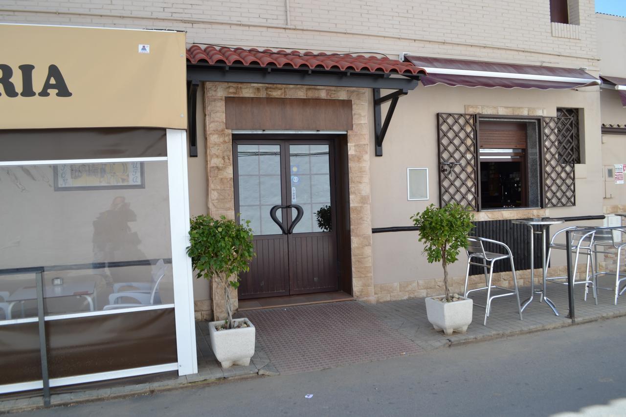 Hostal Pension La Ruta Paterna del Campo Ngoại thất bức ảnh